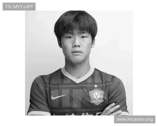 北京国安官方致敬郭嘉璇共同怀念这位永远18岁的足球少年