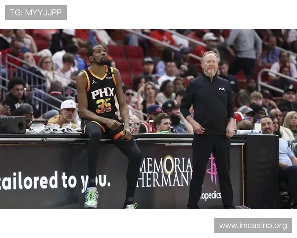 KD曾要求布登简化战术让太阳年轻球员更能适应球队打法